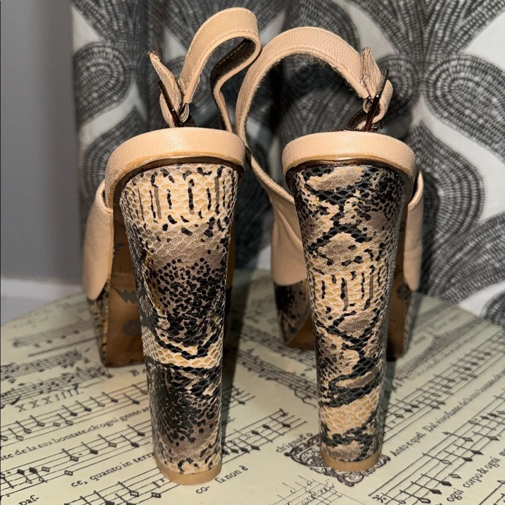 Betsey Johnson Mystifyy Nude Leather Peep Toe Snake Print Platform Slingbacks